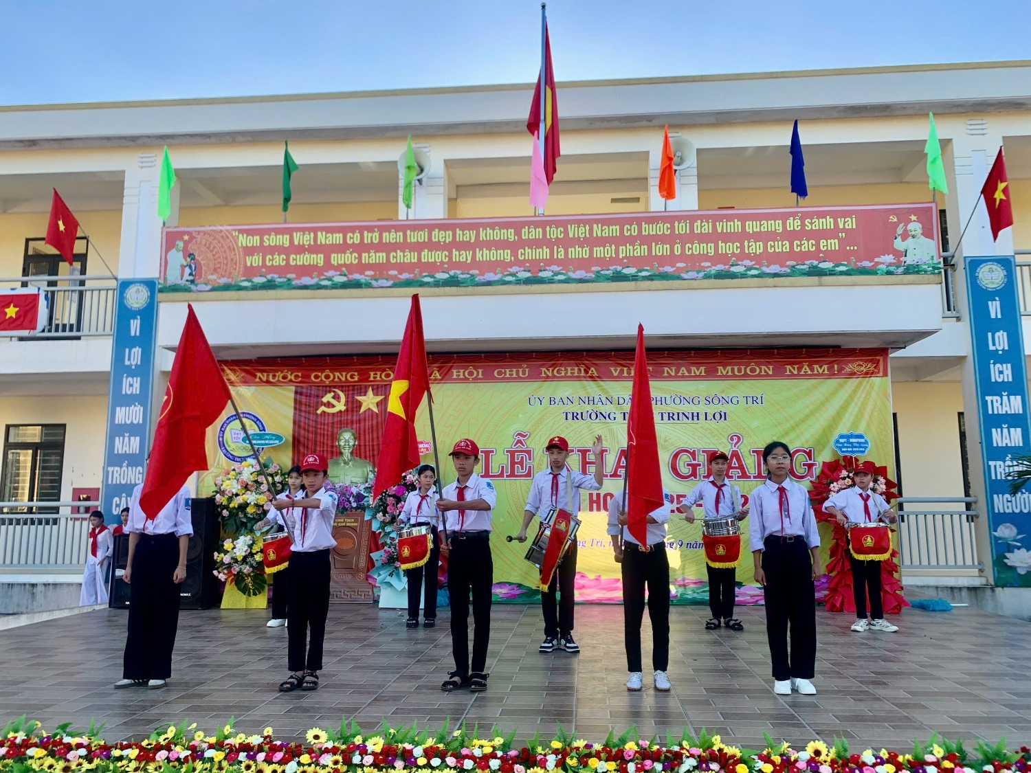 TRƯỜNG THCS TRINH LỢI LONG TRỌNG KHAI GIẢNG NĂM HỌC 2025 – 2026